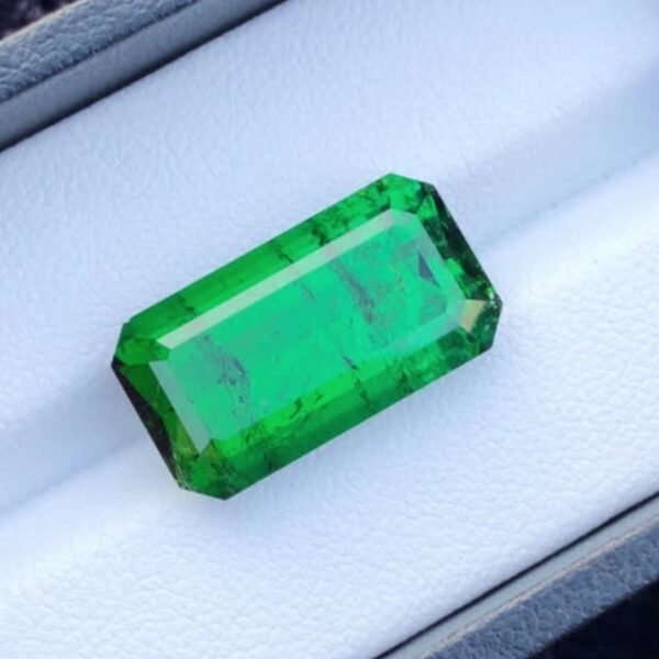 image for product one, emerald from afghanistan